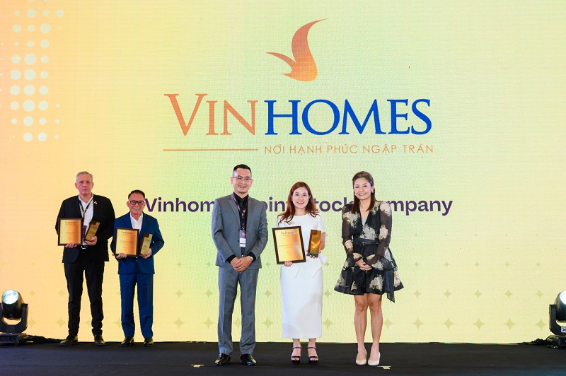 Vinhomes lần thứ 10 được Hubexo Asia Awards vinh danh là chủ đầu tư hàng đầu